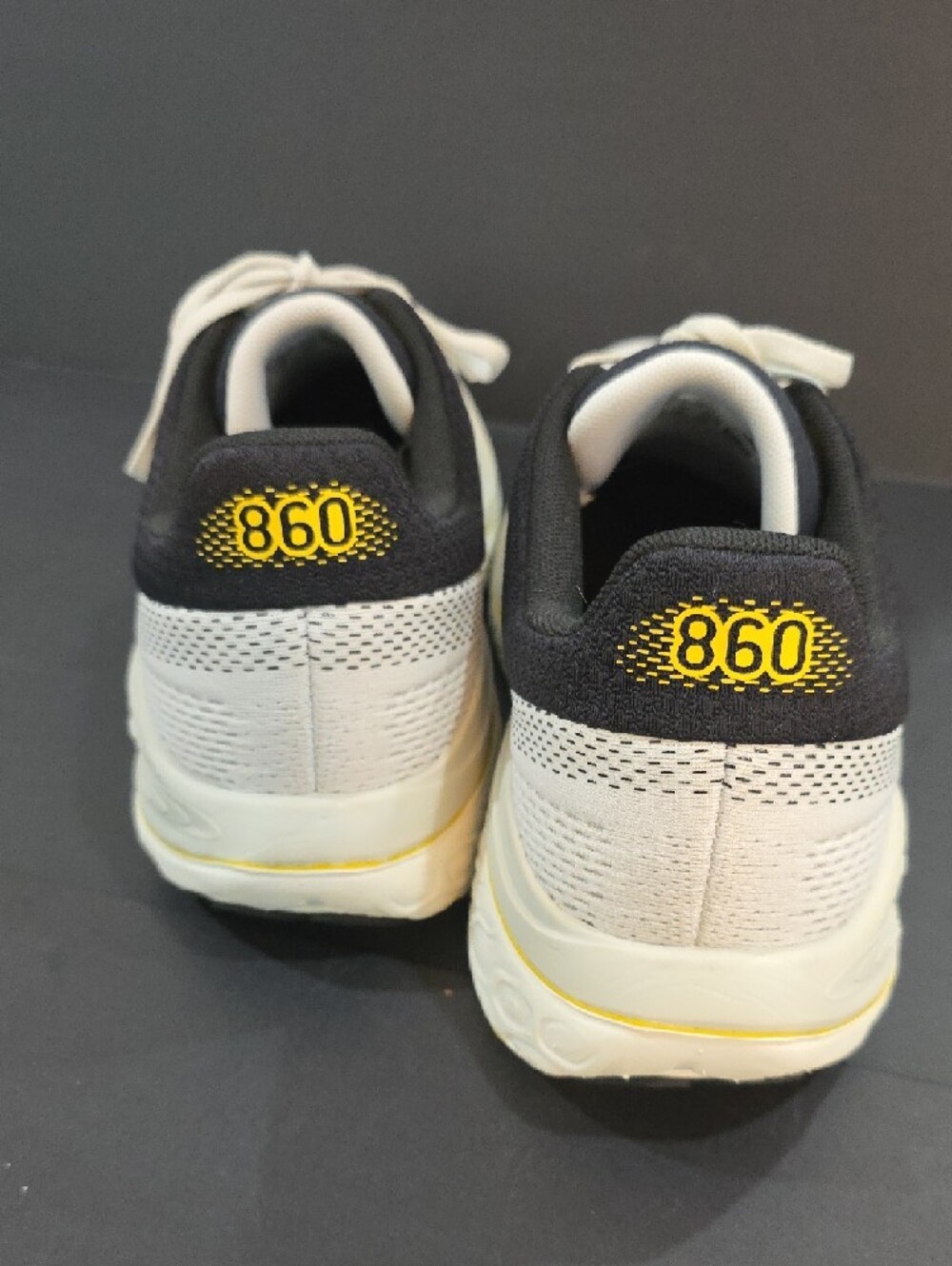 New Balance Fresh Foam X 860 White Sneakers White/Black Size 10.5 Men's - Picture 7 of 11